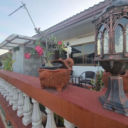 Home Baan Chiang Mai Buitenkant foto