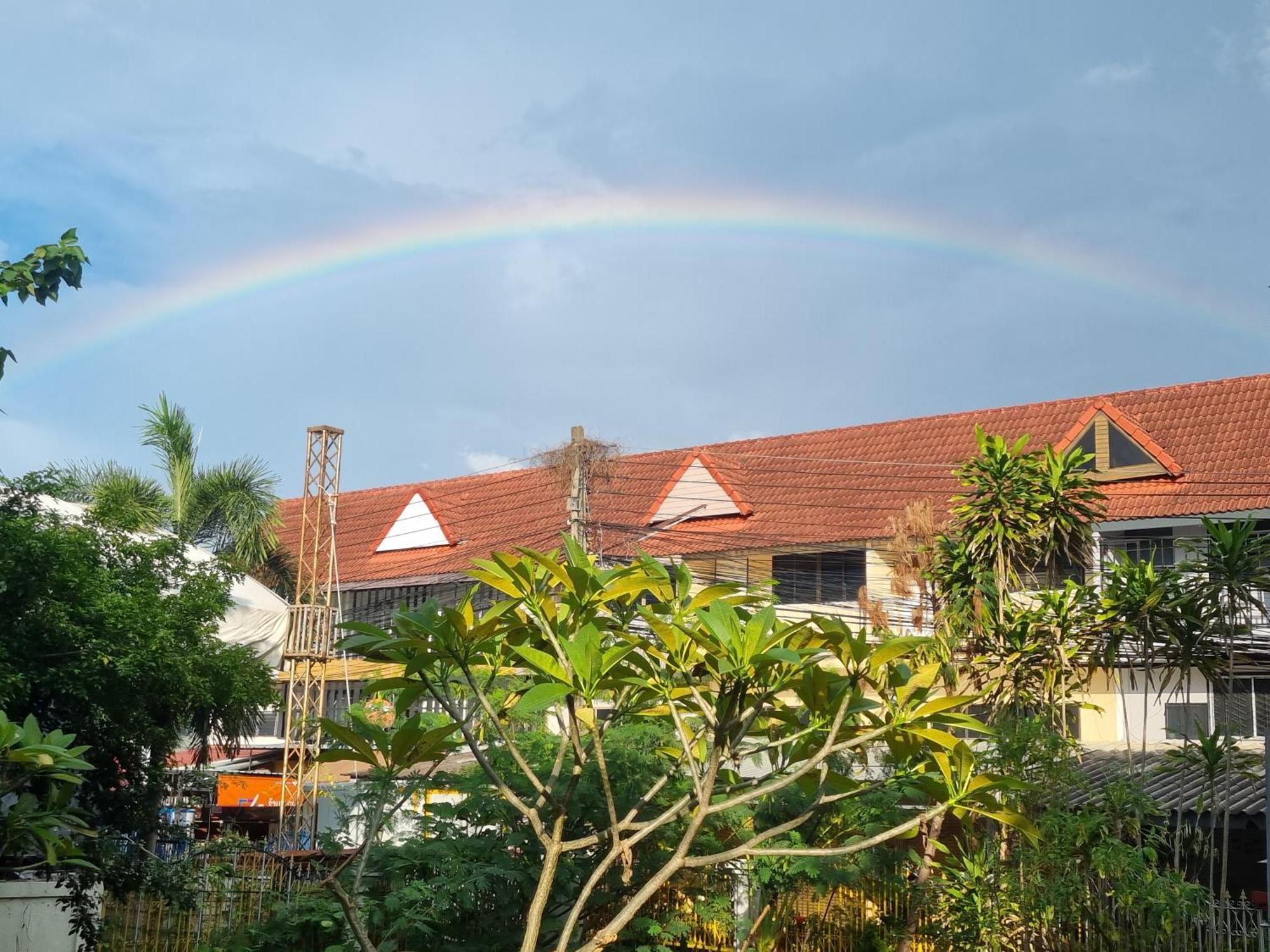 Home Baan Chiang Mai Buitenkant foto